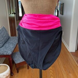 Stylish Pink and Black Woman’s Swim Bottoms